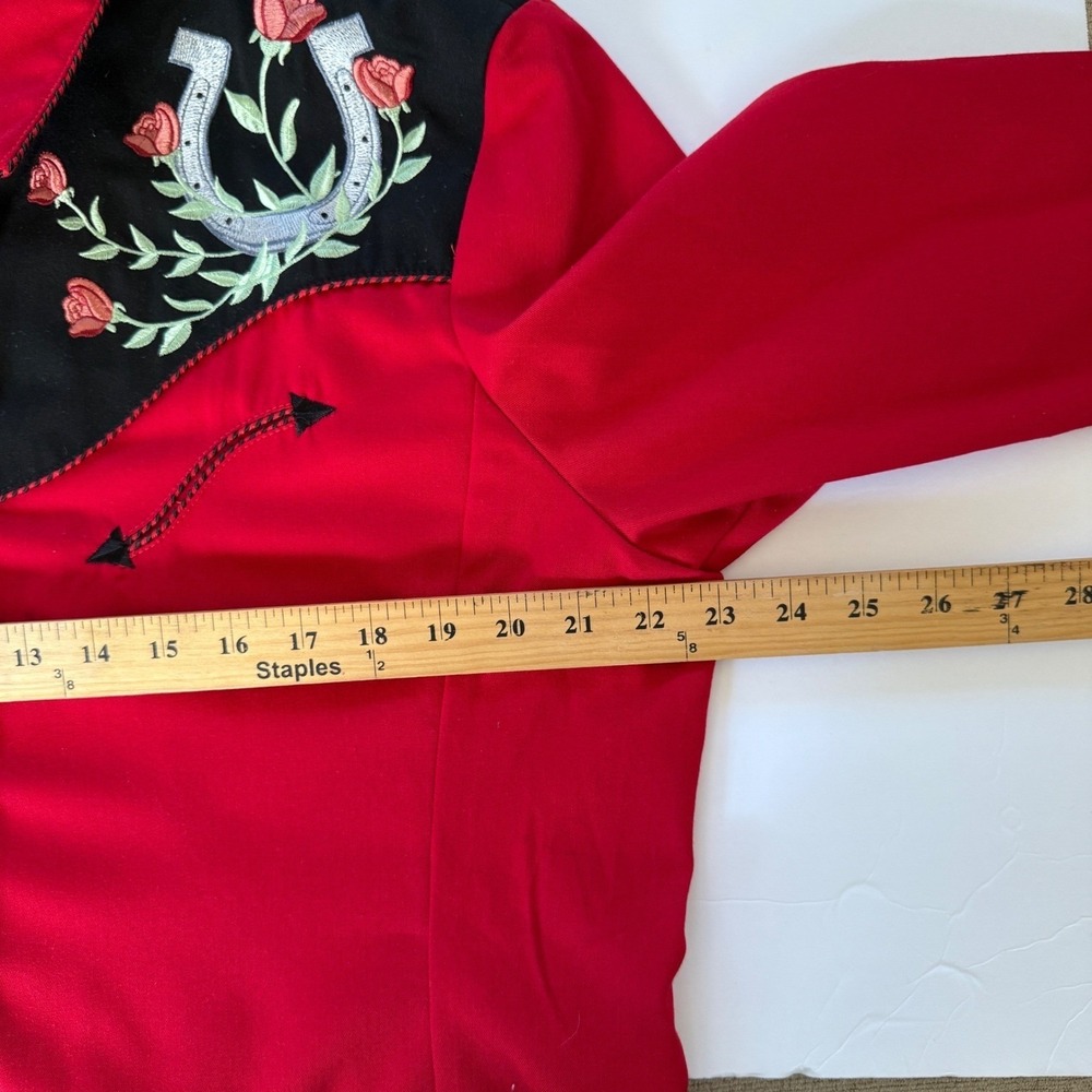 Scully Womens Red Western Snap Embroidered Horseshoe Rose Shirt  Size XL Cowgirl - Picture 7 of 10